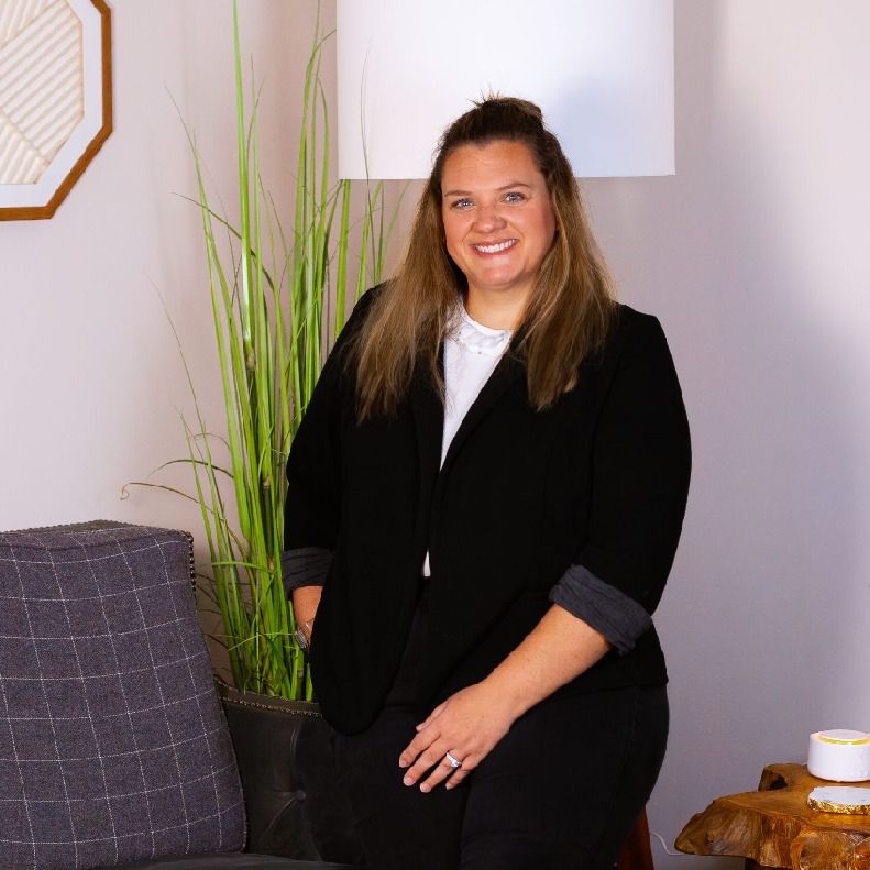 Ali Tipton, Licensed Clinical Social Worker and trauma-informed therapist in Tulsa, Oklahoma